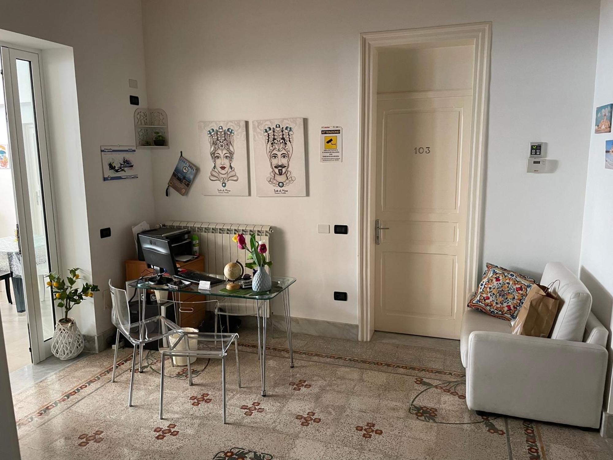 Casa Vacanze Woodhouse Marsala Buitenkant foto