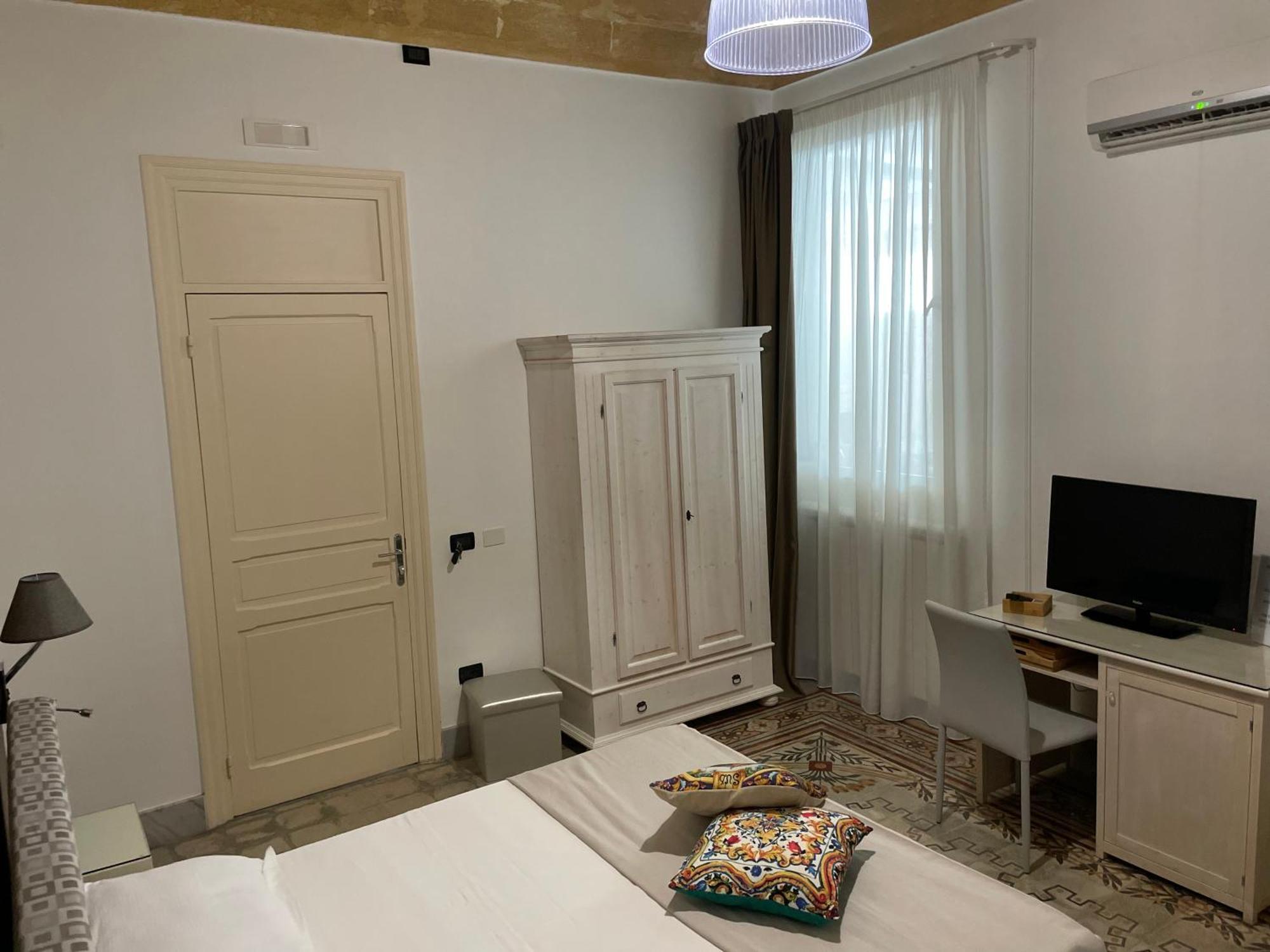 Casa Vacanze Woodhouse Marsala Buitenkant foto